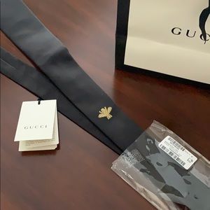 Brand new Gucci bee tie